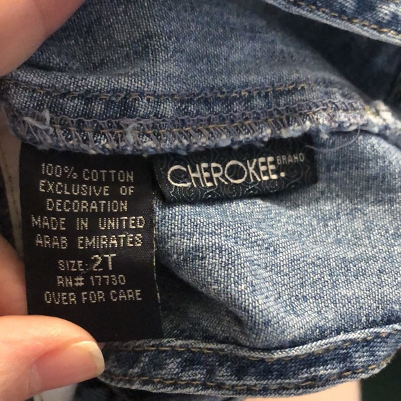 🎉4 for $20 Cherokee size 2T Shortalls - Picture 5 of 5